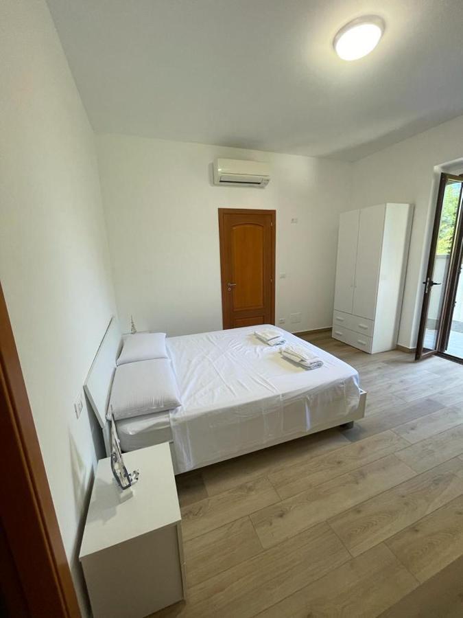 Dal Barone Bed & Breakfast Capo dʼOrlando Екстериор снимка